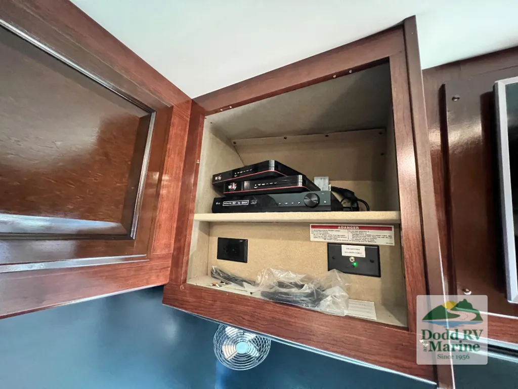 2019 Fleetwood Pace Arrow LXE 38K, Photos photo 13