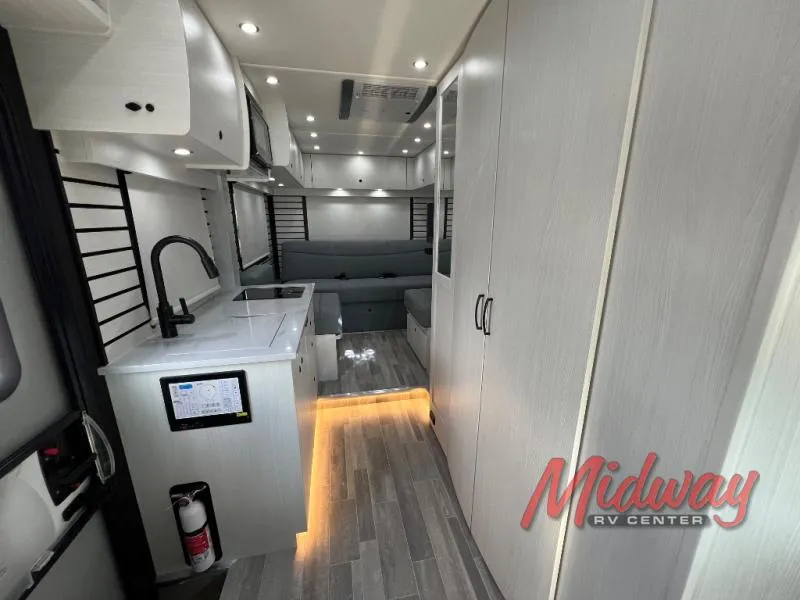 2026 Pleasure-Way Plateau XLTS Std. Model - Photo 3