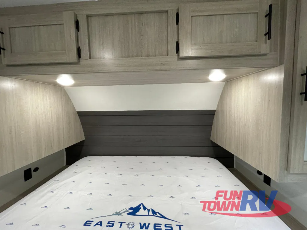 2026 East to West Della Terra 272RL, Photos photo 28