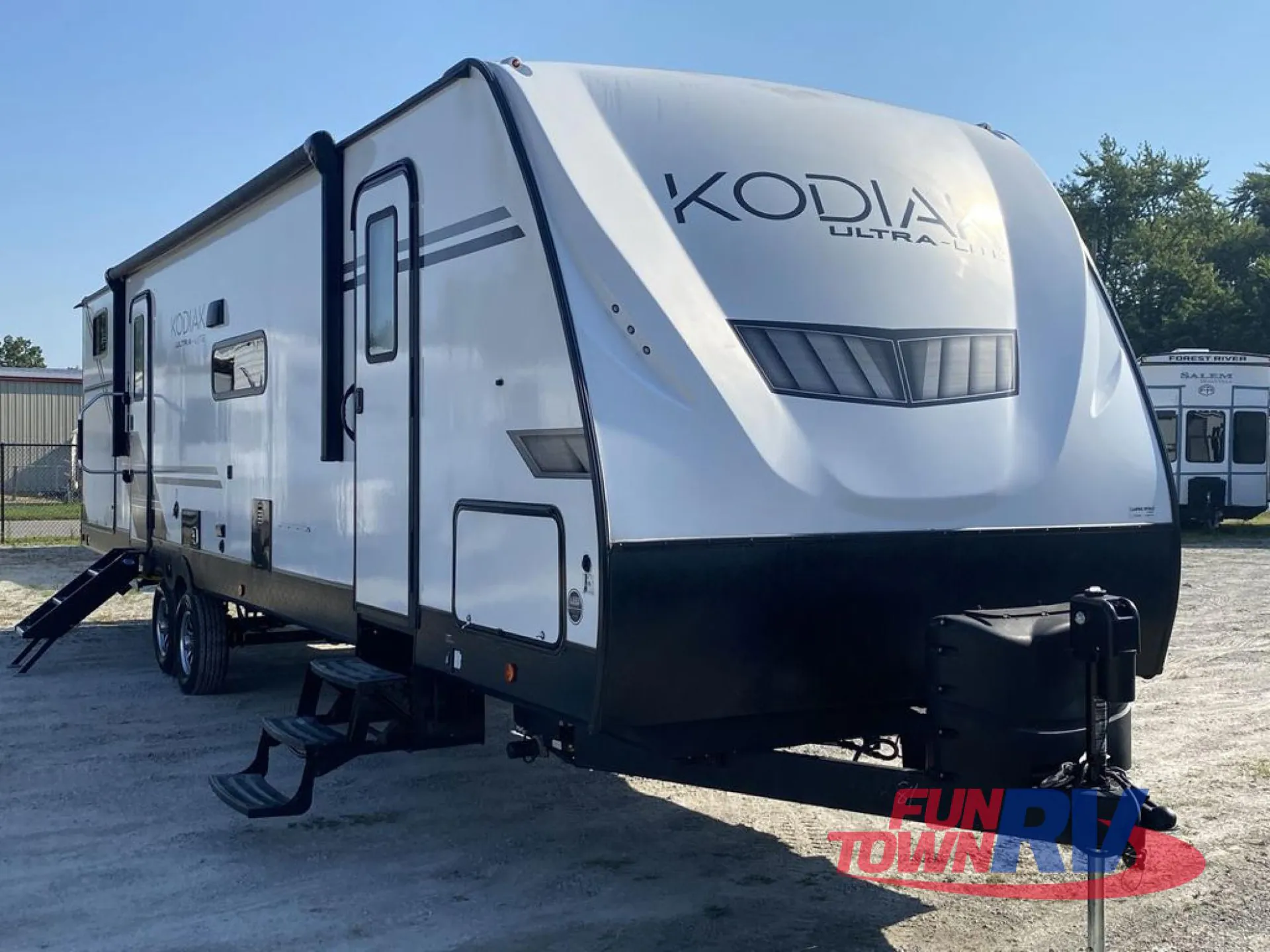 2022 Dutchmen Kodiak 332BHSL - Photo 2
