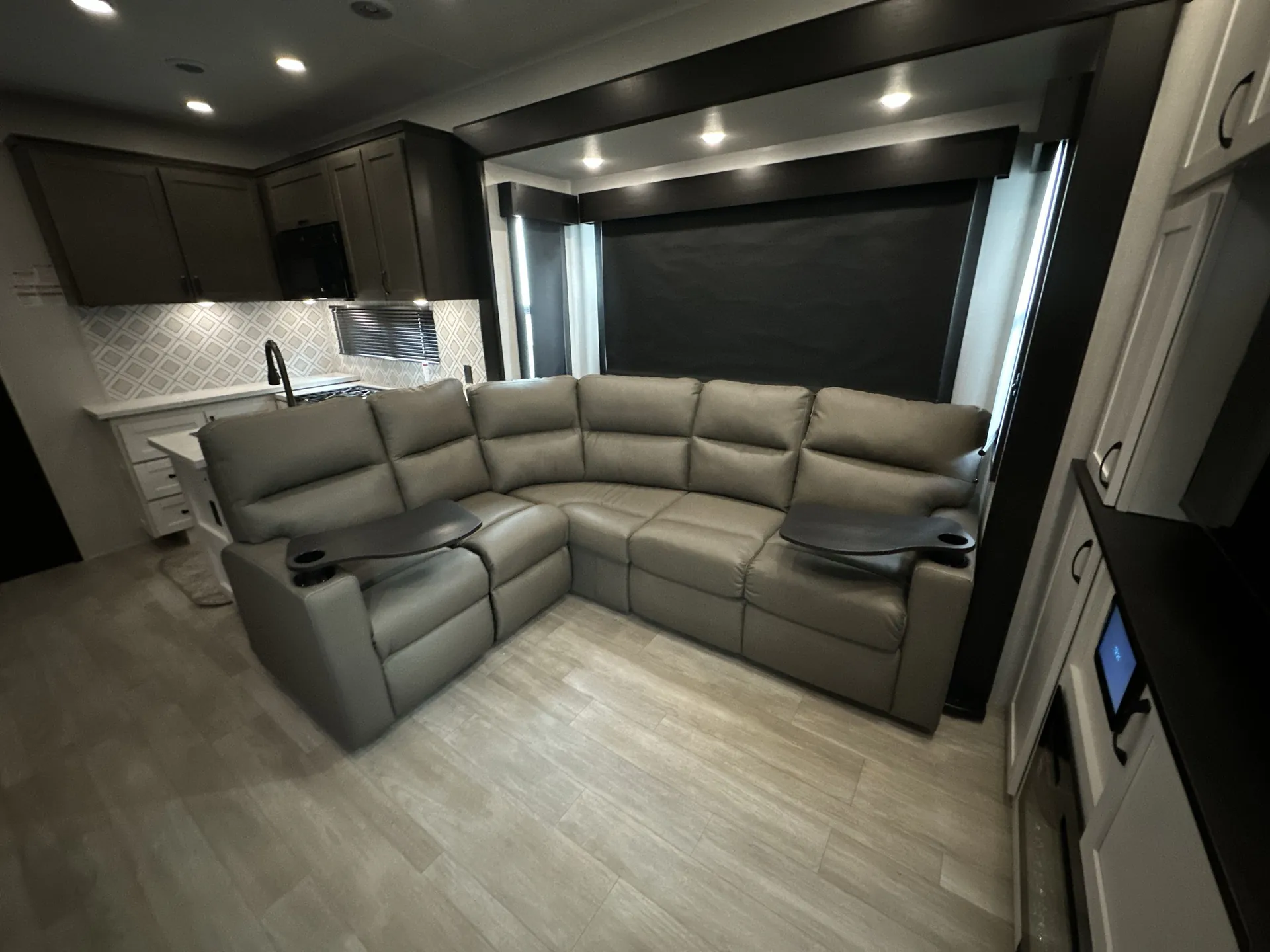 2026 Heartland Cyclone 3913 — living area main