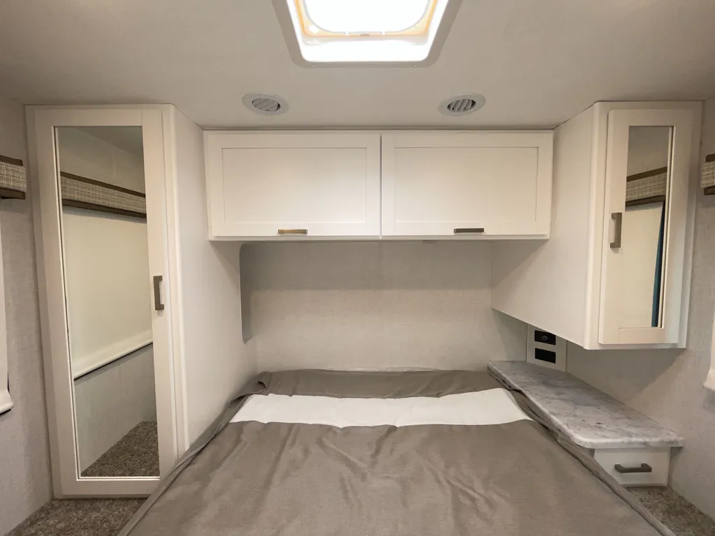 2026 Thor Motor Coach Freedom Elite 28HZ, Photos photo 16