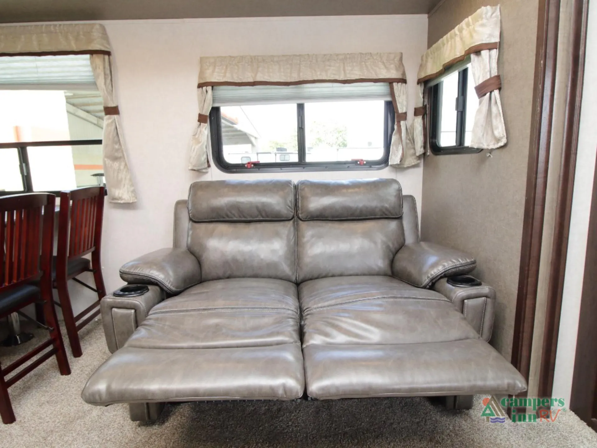 2018 Forest River Surveyor 285IKLE — Photo 7