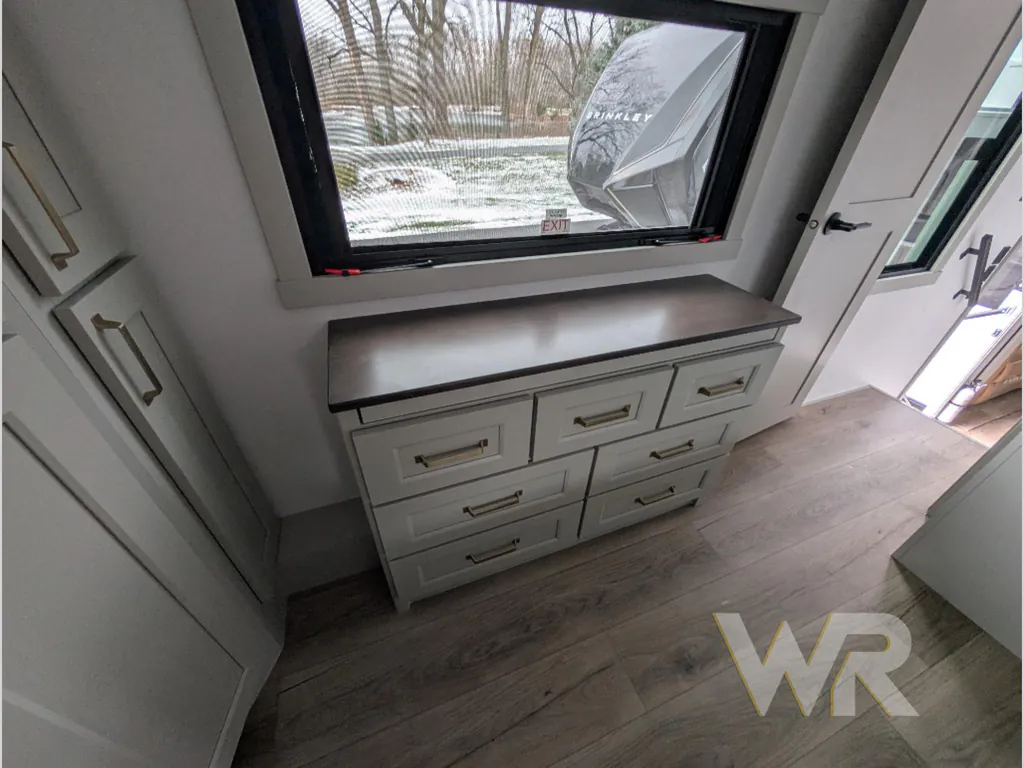 2026 Brinkley Model G 3520, Photos photo 49