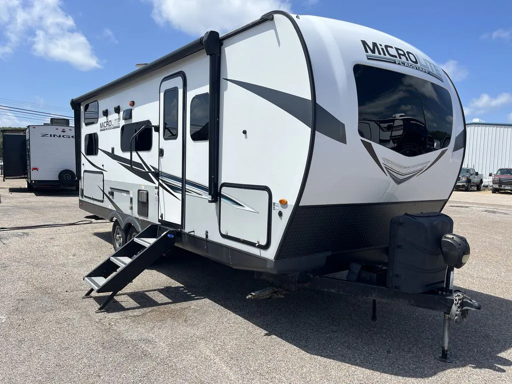 2022 Forest River Flagstaff Micro Lite 25BRDS