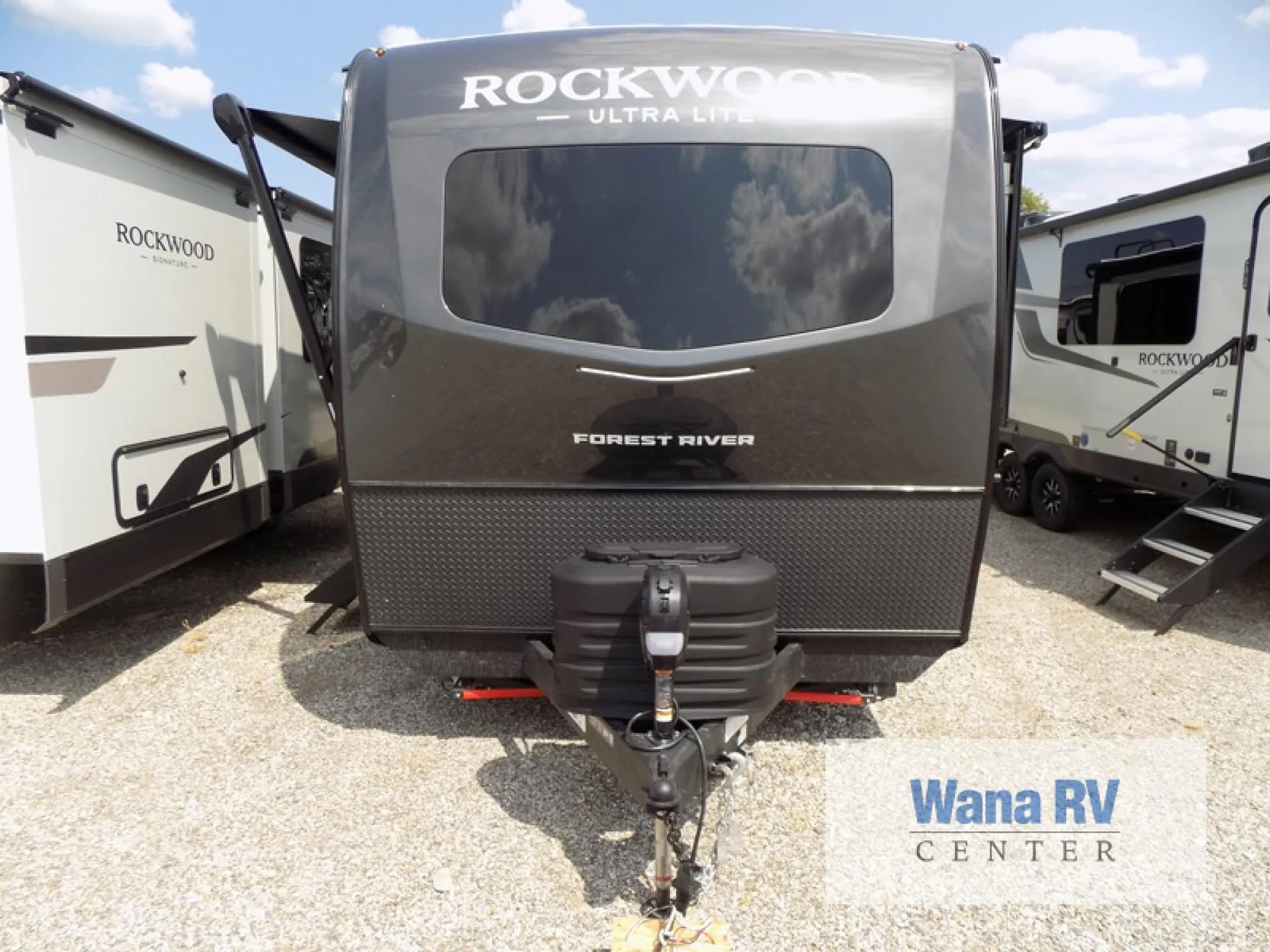 2027 Forest River Rockwood Ultra Lite 2618RD - Photo 3
