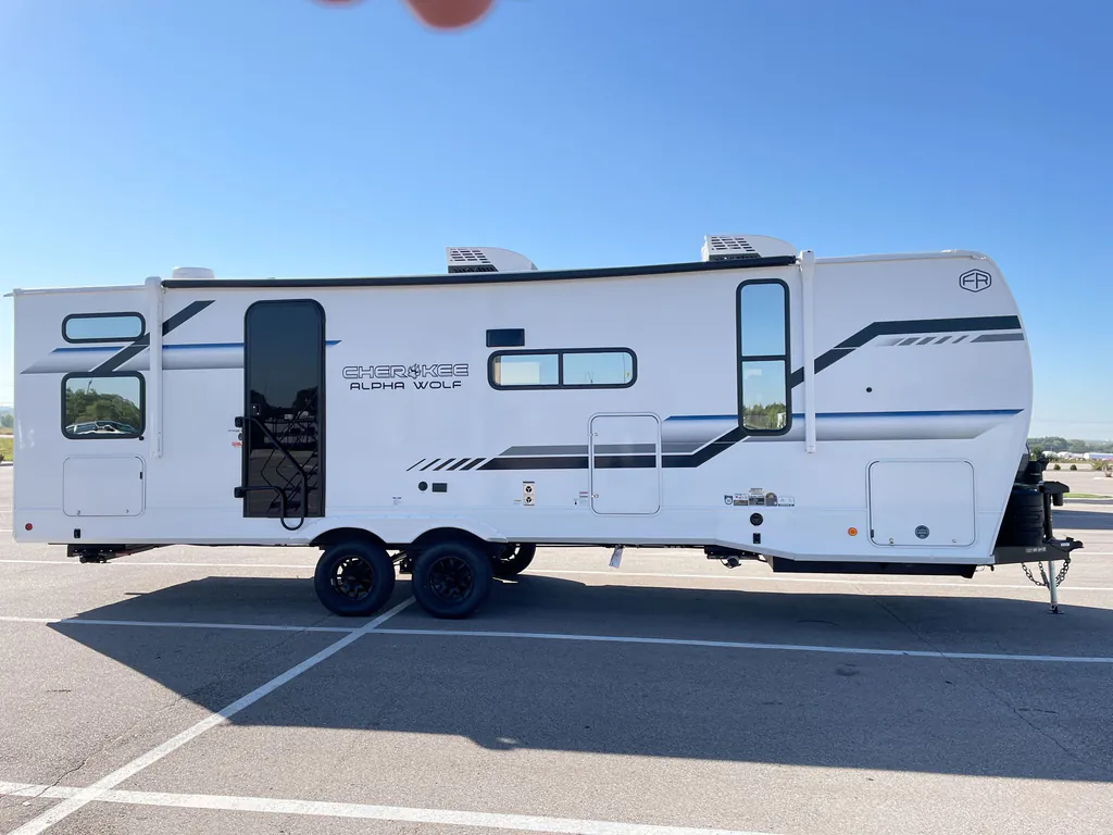 2026 Forest River Alpha Wolf 24TRUNK, Photos photo 5