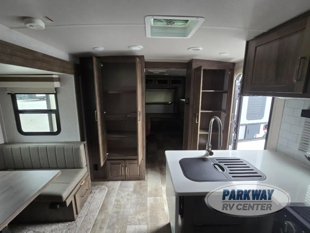 2023 Forest River Rockwood Ultra Lite 2912BS, Photos photo 16