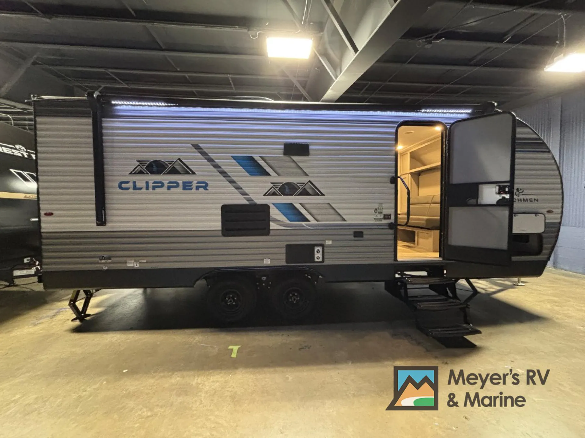 2025 Coachmen Clipper 6K Series 22BHSR - Photo 3