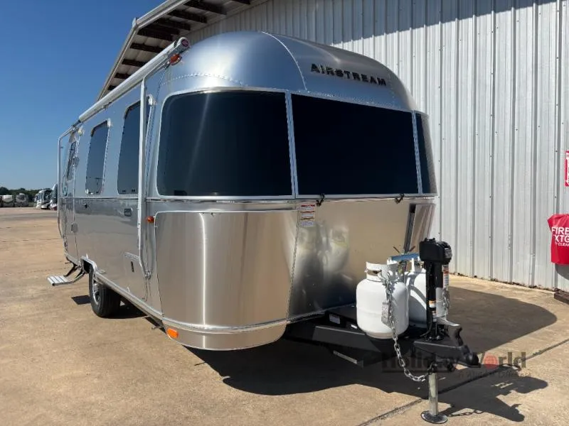 2026 Airstream Caravel 20FB - Photo 2