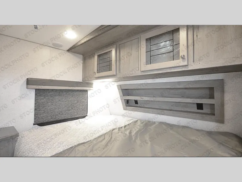 2027 Northwood Nash 17K - Photo 3