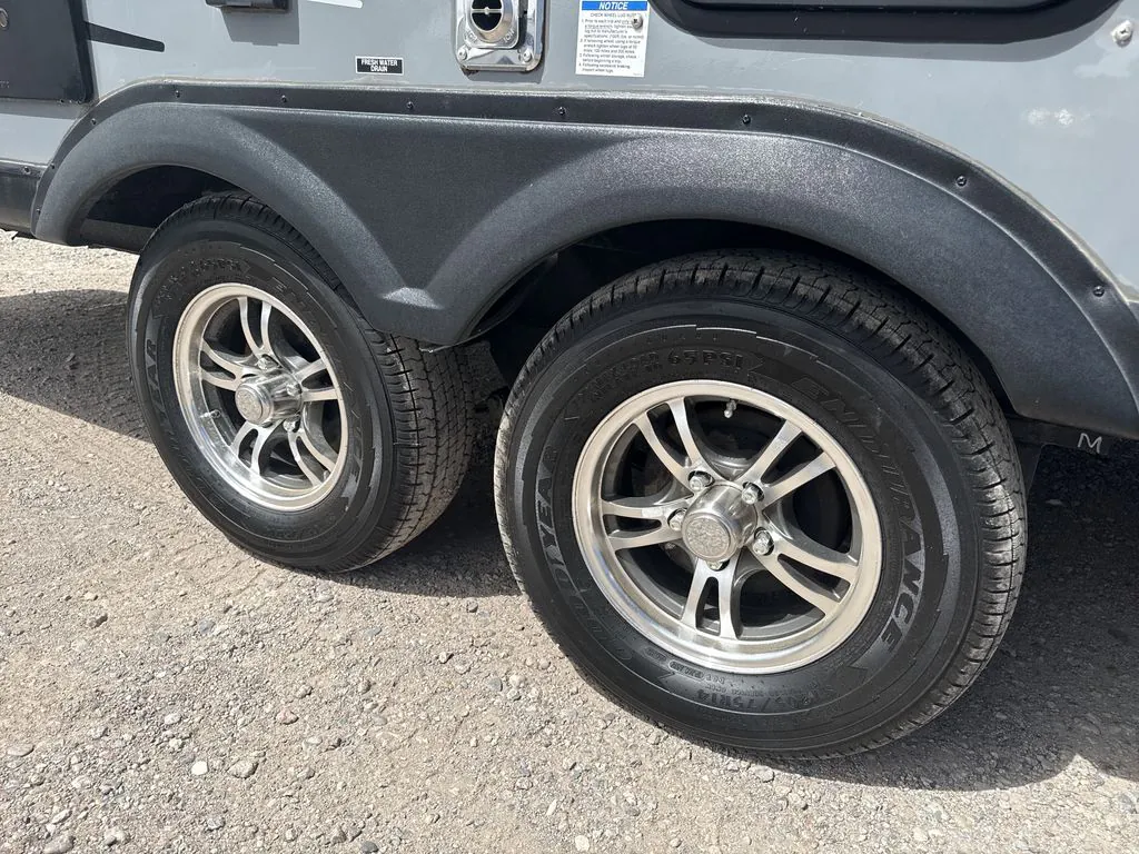 2021 Coachmen Apex 215RBK - Photo 3