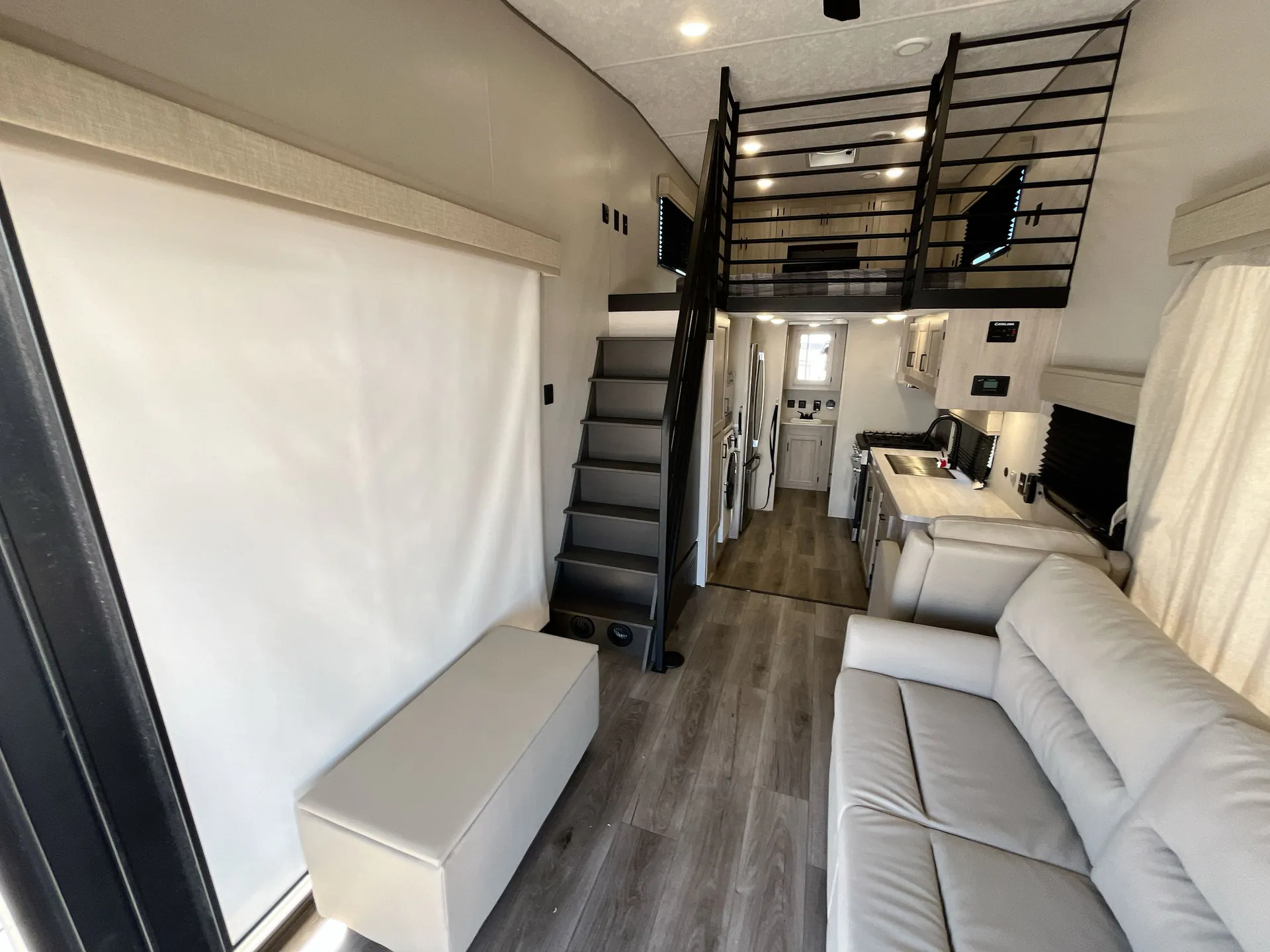2024 Coachmen Catalina Destination 18RDL — living area main