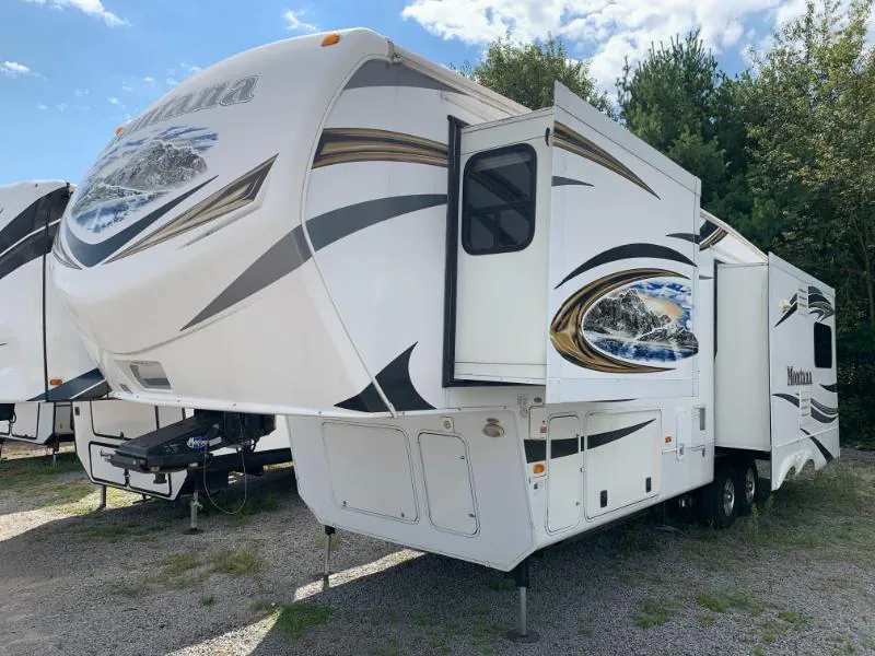 2014 Keystone Montana 3100RL, Photos photo 54