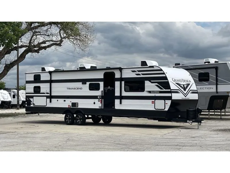 2027 Grand Design Transcend 335BHT - Photo 3