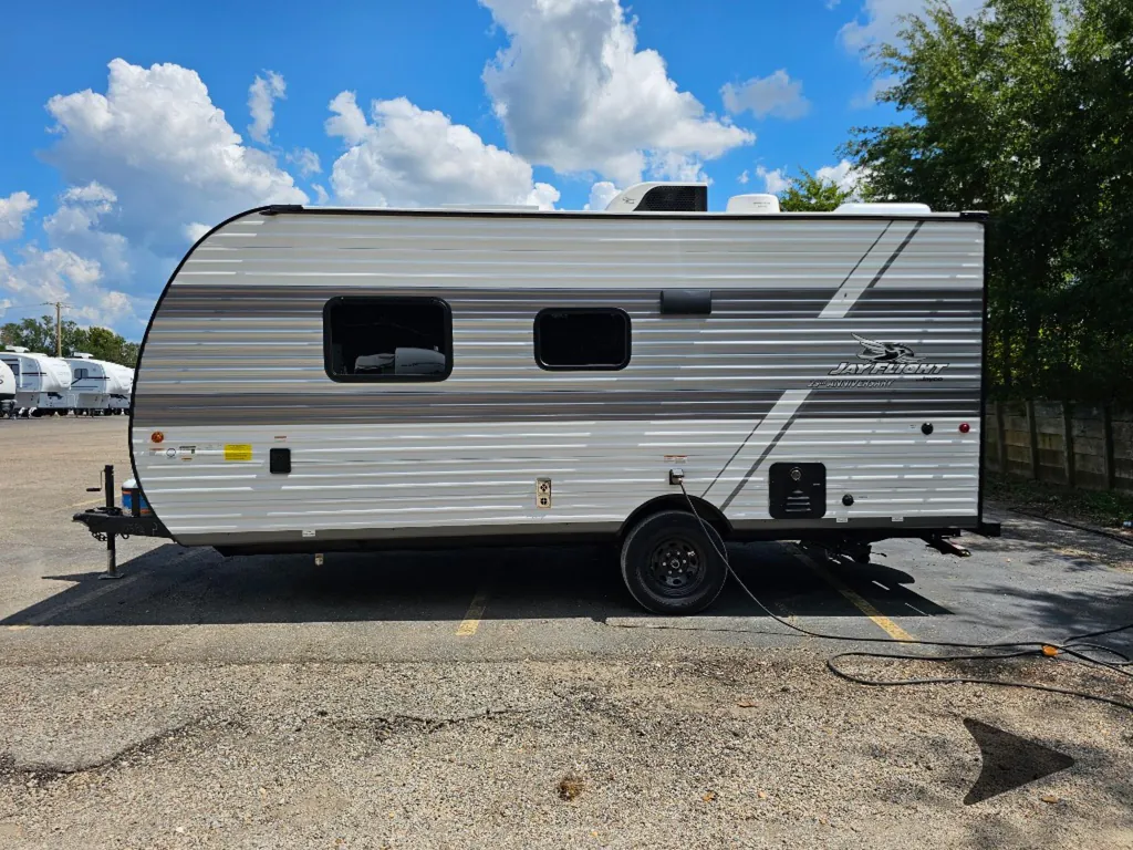 2027 Jayco Jay Flight 175FQ, Photos photo 5