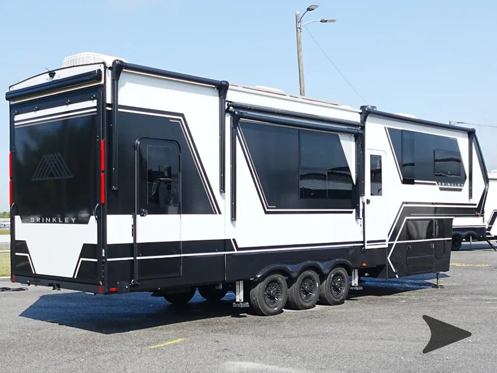 2025 Brinkley Model G 3250, Photos photo 16