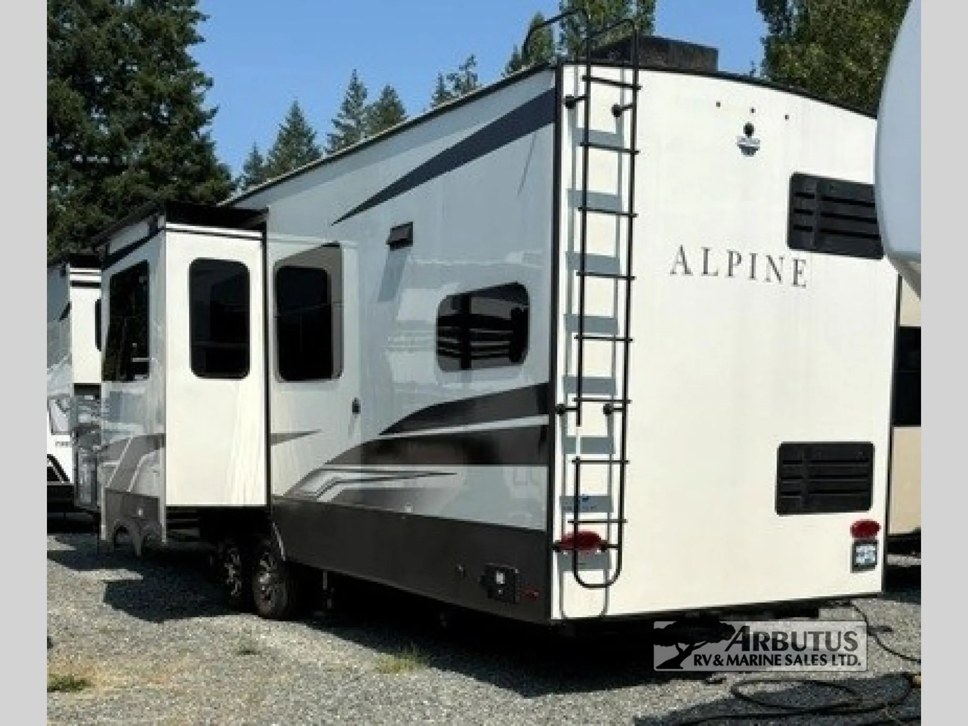 2022 Keystone Alpine 3910RK - Photo 4