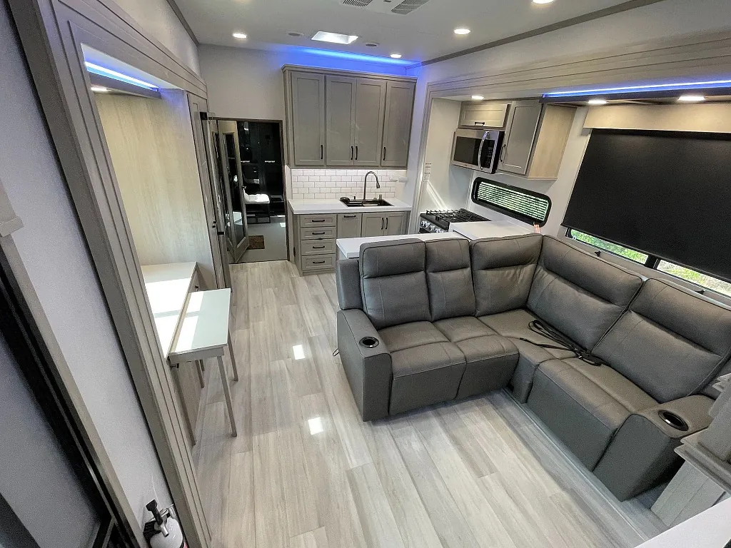 2025 Grand Design Momentum M-Class 344M - Photo 4