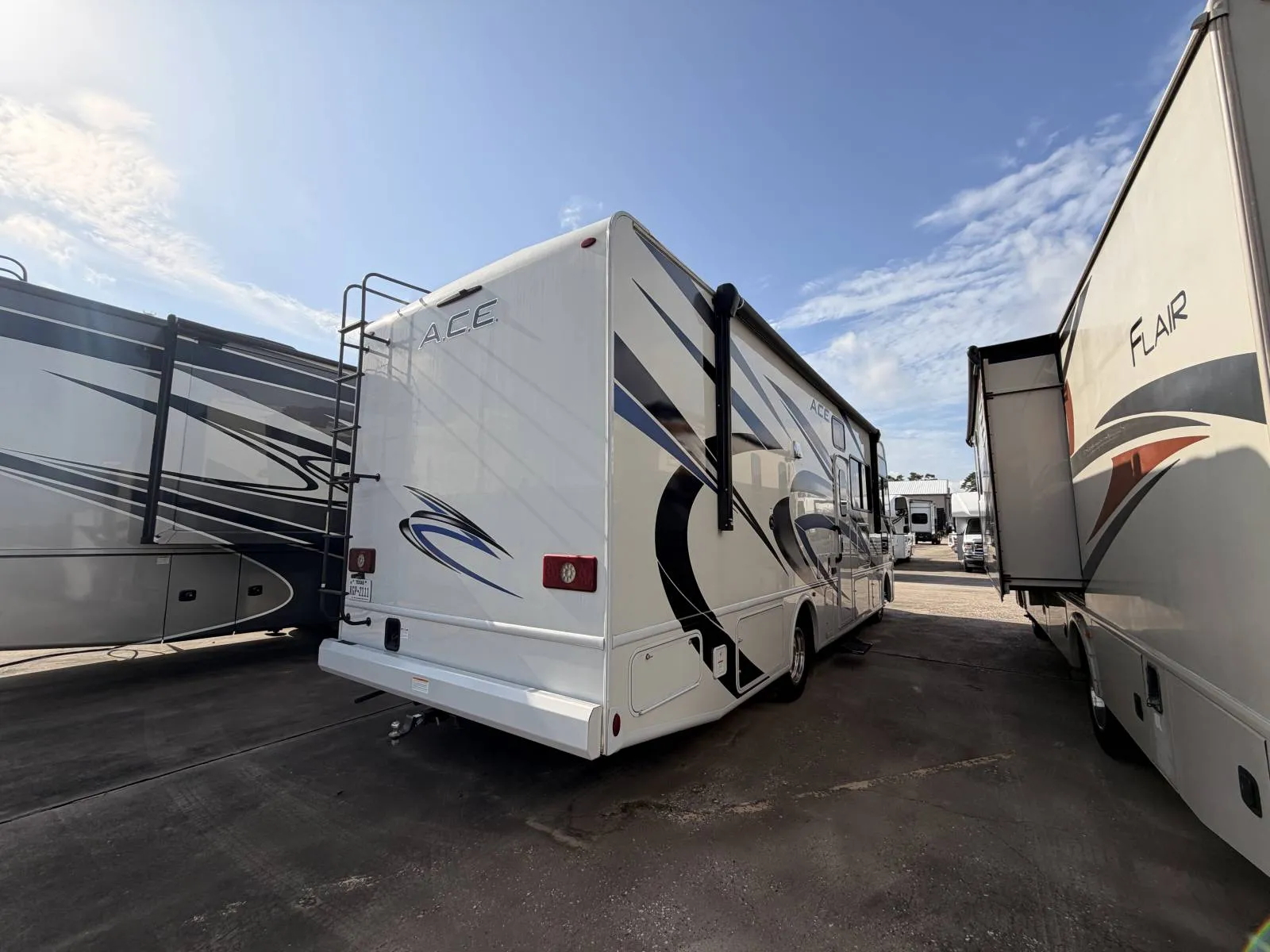 2023 Thor Motor Coach A.C.E 29G - Photo 4