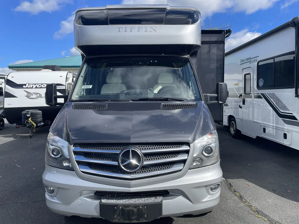2019 Tiffin Wayfarer 24 TW, Photos photo 4