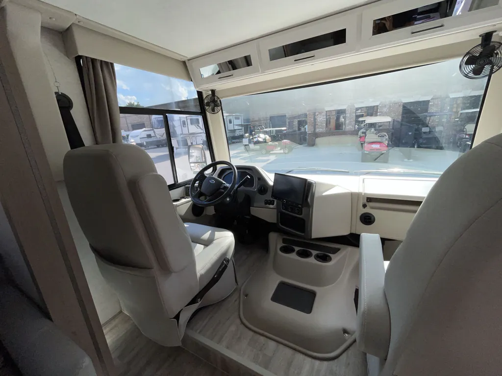2026 Thor Motor Coach Freedom Traveler A29, Photos photo 8