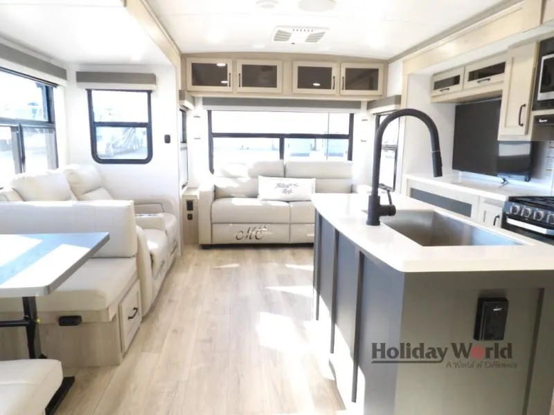 2025 Forest River Rockwood Signature 8337RL - Photo 4