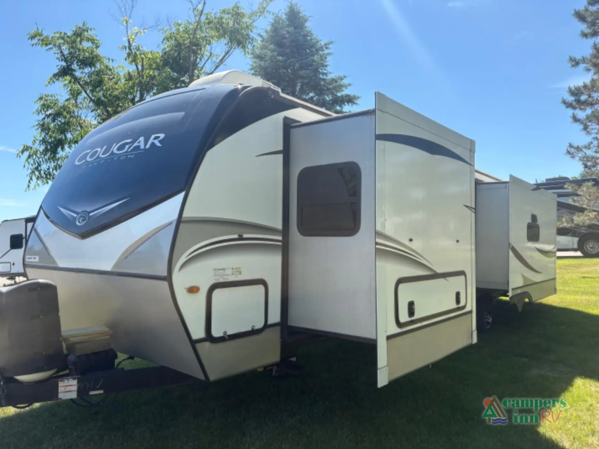 2022 Keystone Cougar Half-Ton 33RLI - Photo 3