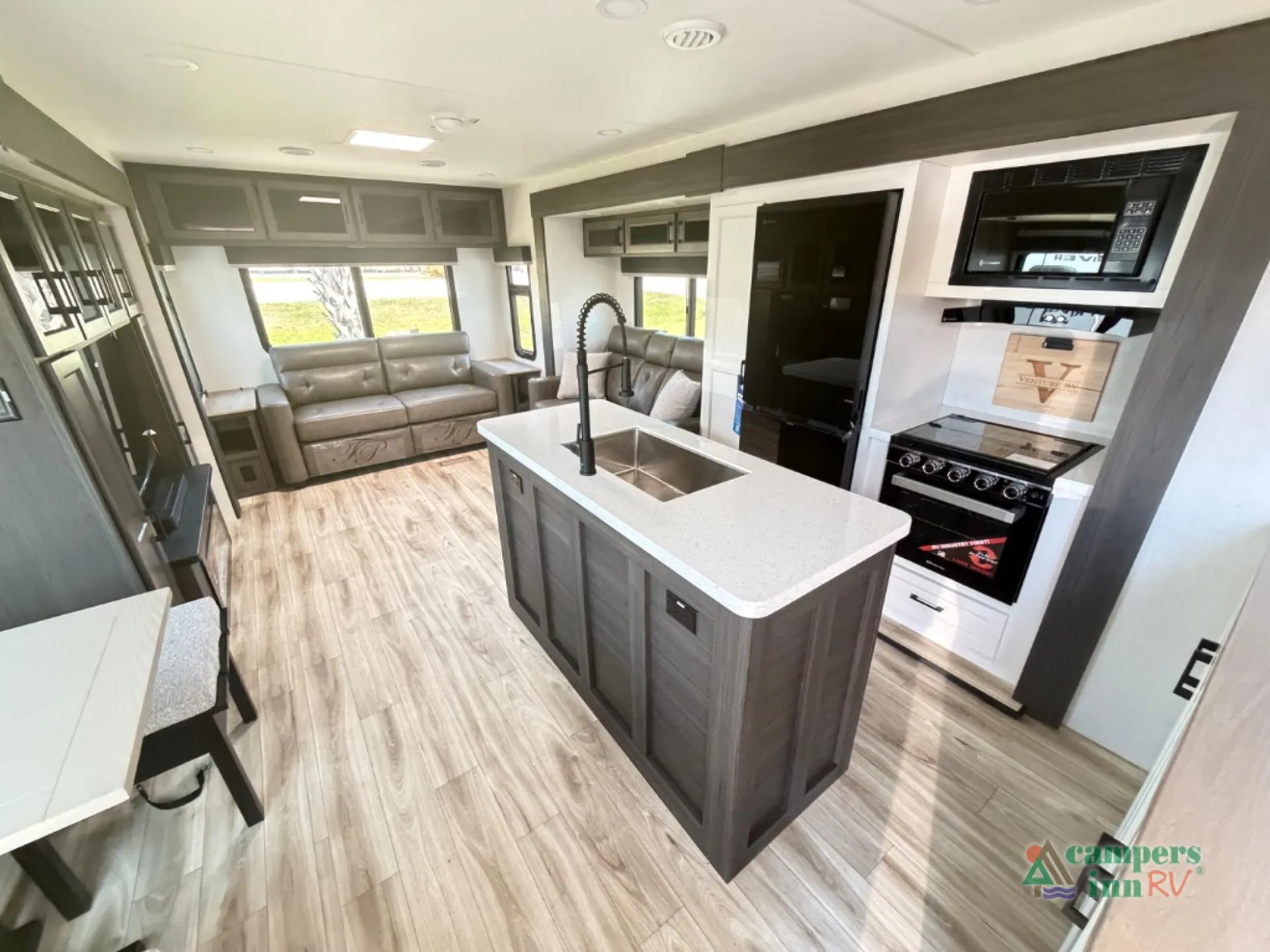 2026 Venture RV SportTrek Touring Edition STT343VIK - Photo 3
