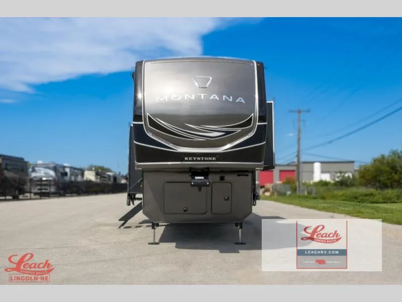 2026 Keystone Montana 3901RK - Photo 3