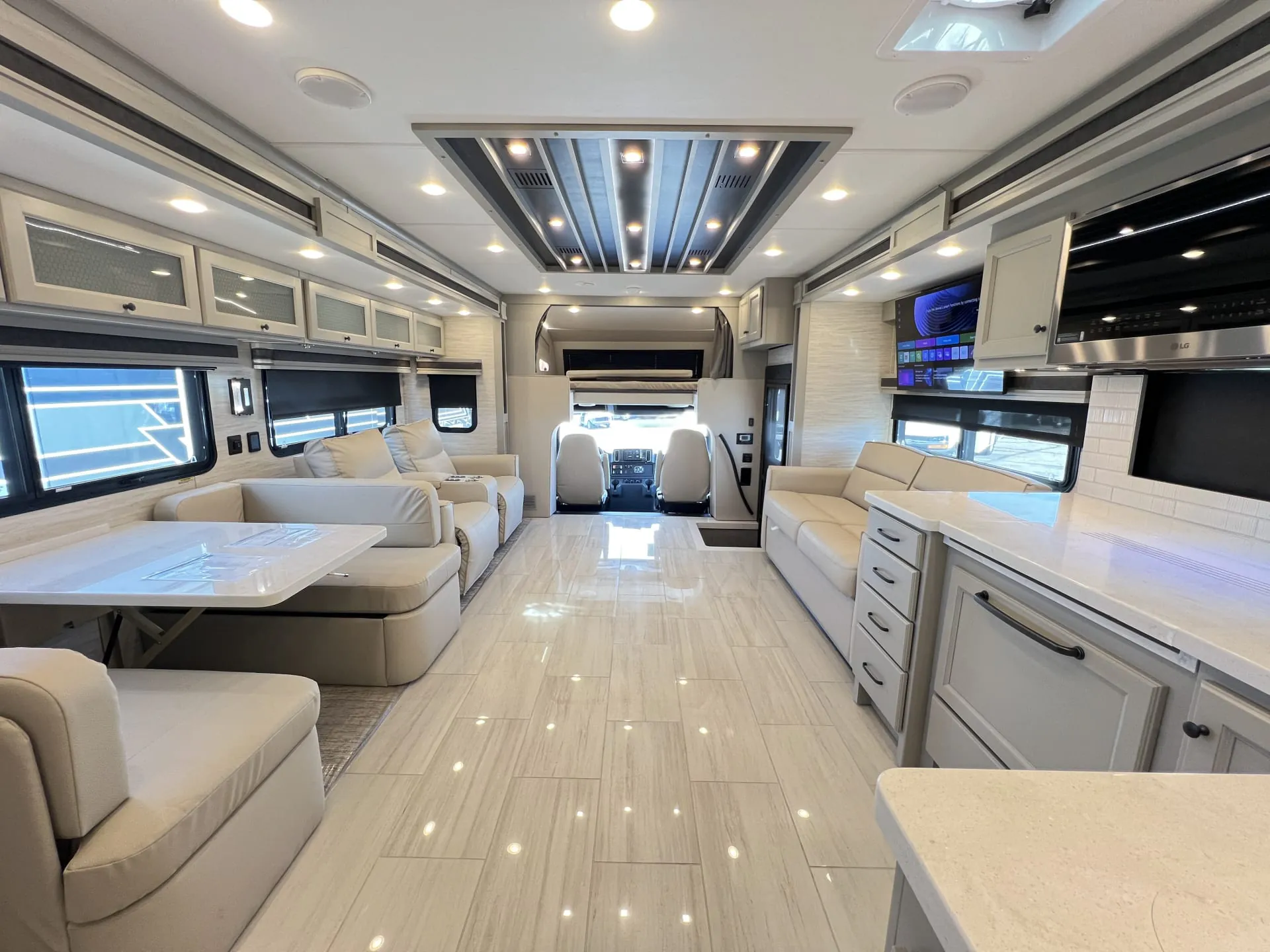 2026 Tiffin Allegro Bay 38 AB - Photo 4
