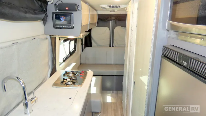 2022 Thor Motor Coach Sanctuary 19P - Photo 3