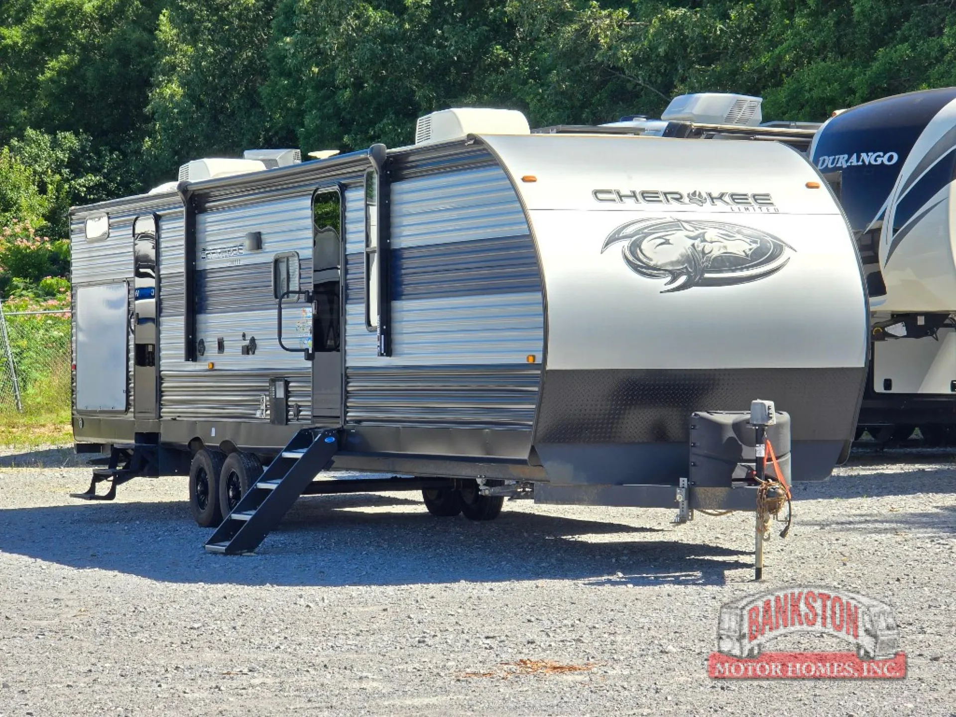 2022 Forest River Cherokee 324TS - Photo 2