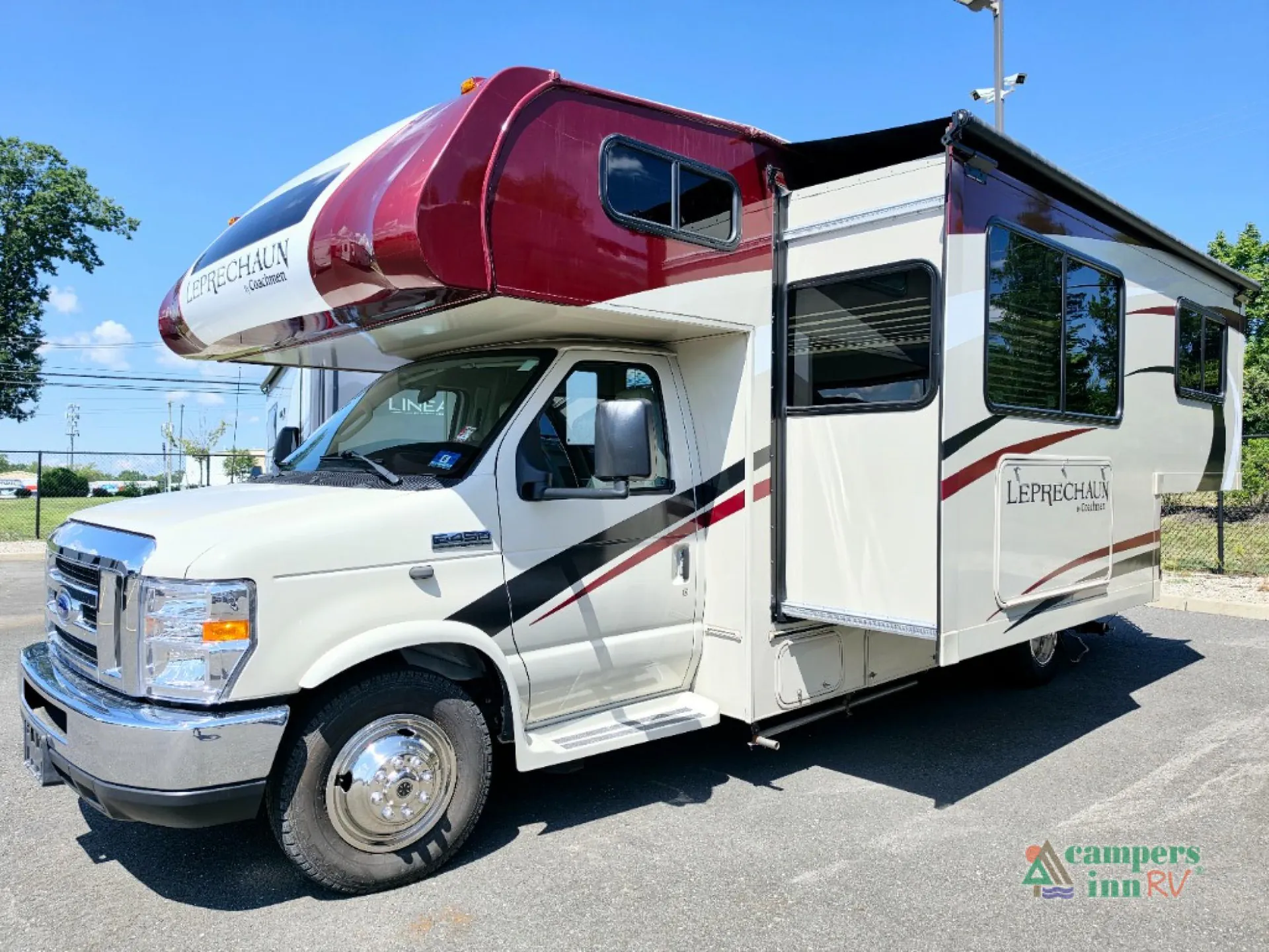 2020 Coachmen Leprechaun 240FS - Photo 3