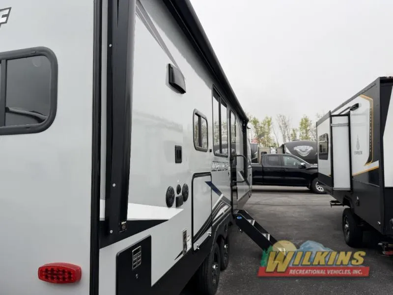 2022 Forest River Cherokee Alpha Wolf 26RK-L - Photo 3