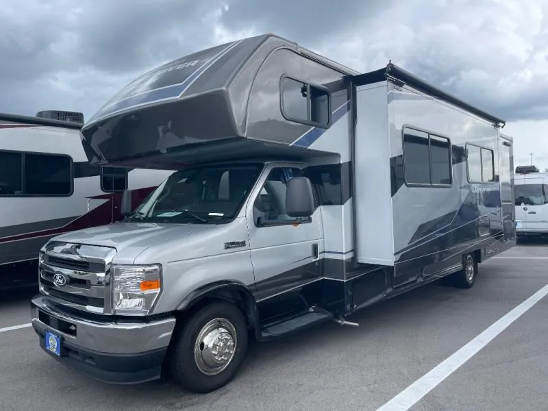 2026 Forest River Sunseeker Classic 3010DS - Photo 4