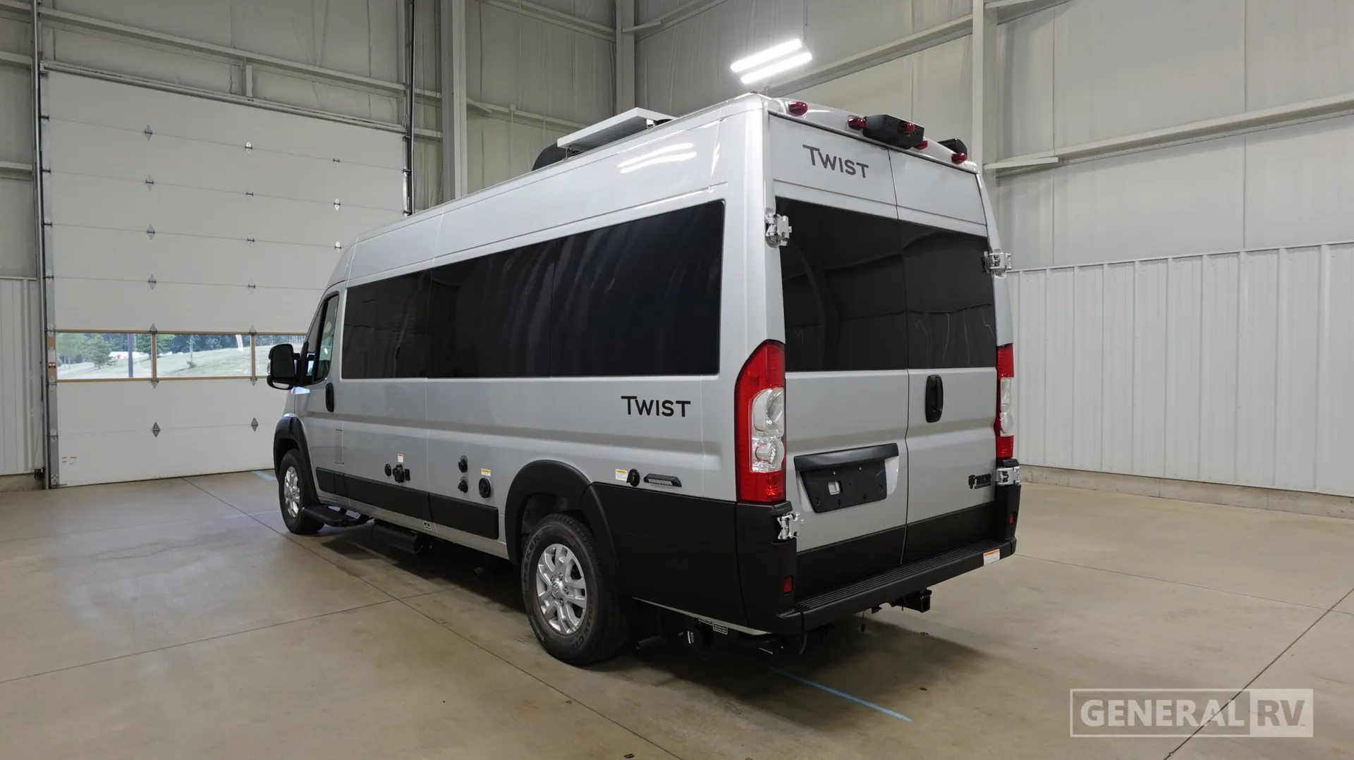 2027 Thor Motor Coach Twist 20L - Photo 4