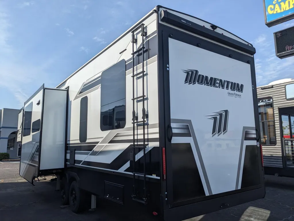 2025 Grand Design Momentum 344M, Photos photo 7