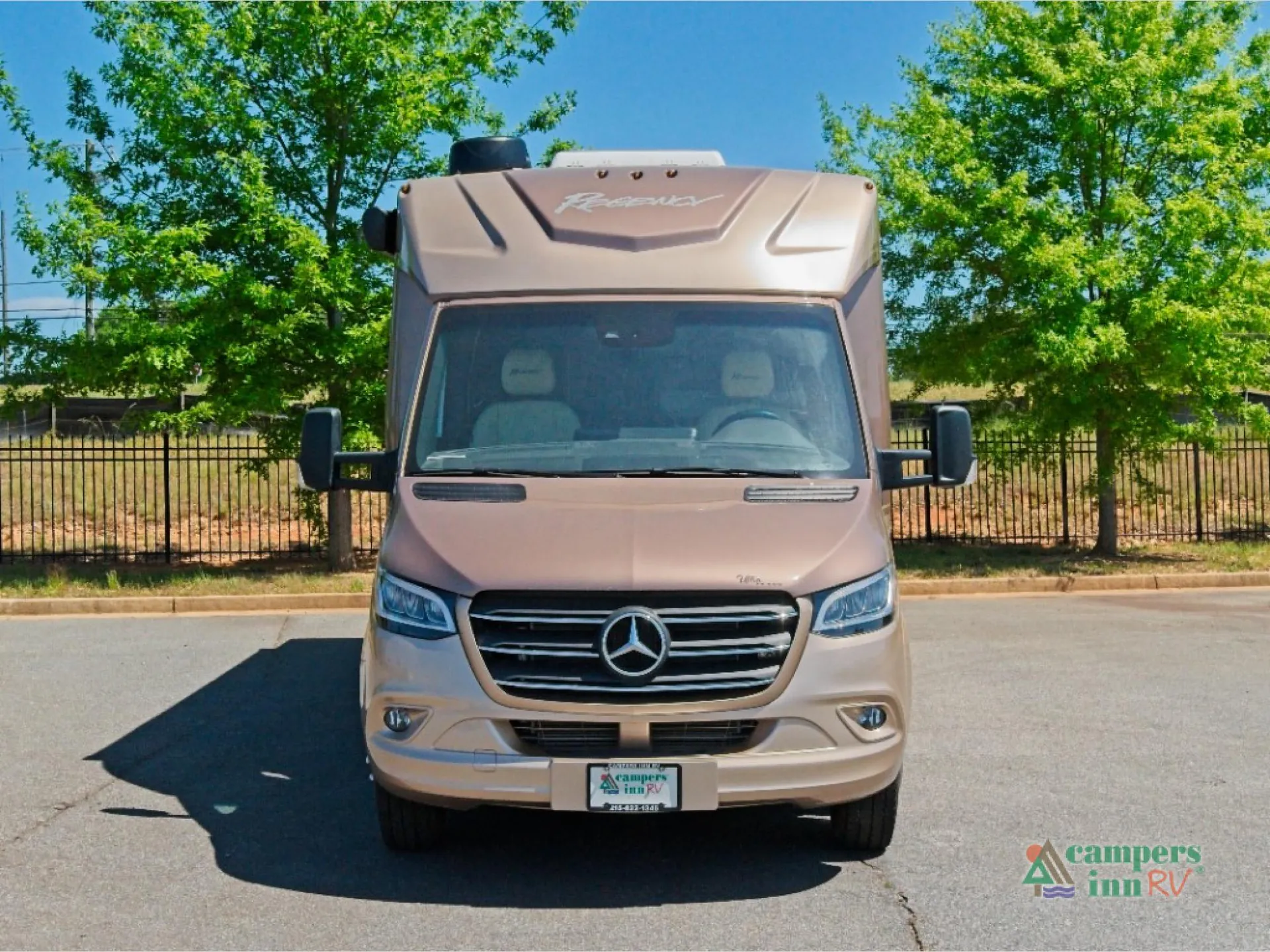 2023 Regency Ultra Brougham 25IB - Photo 4