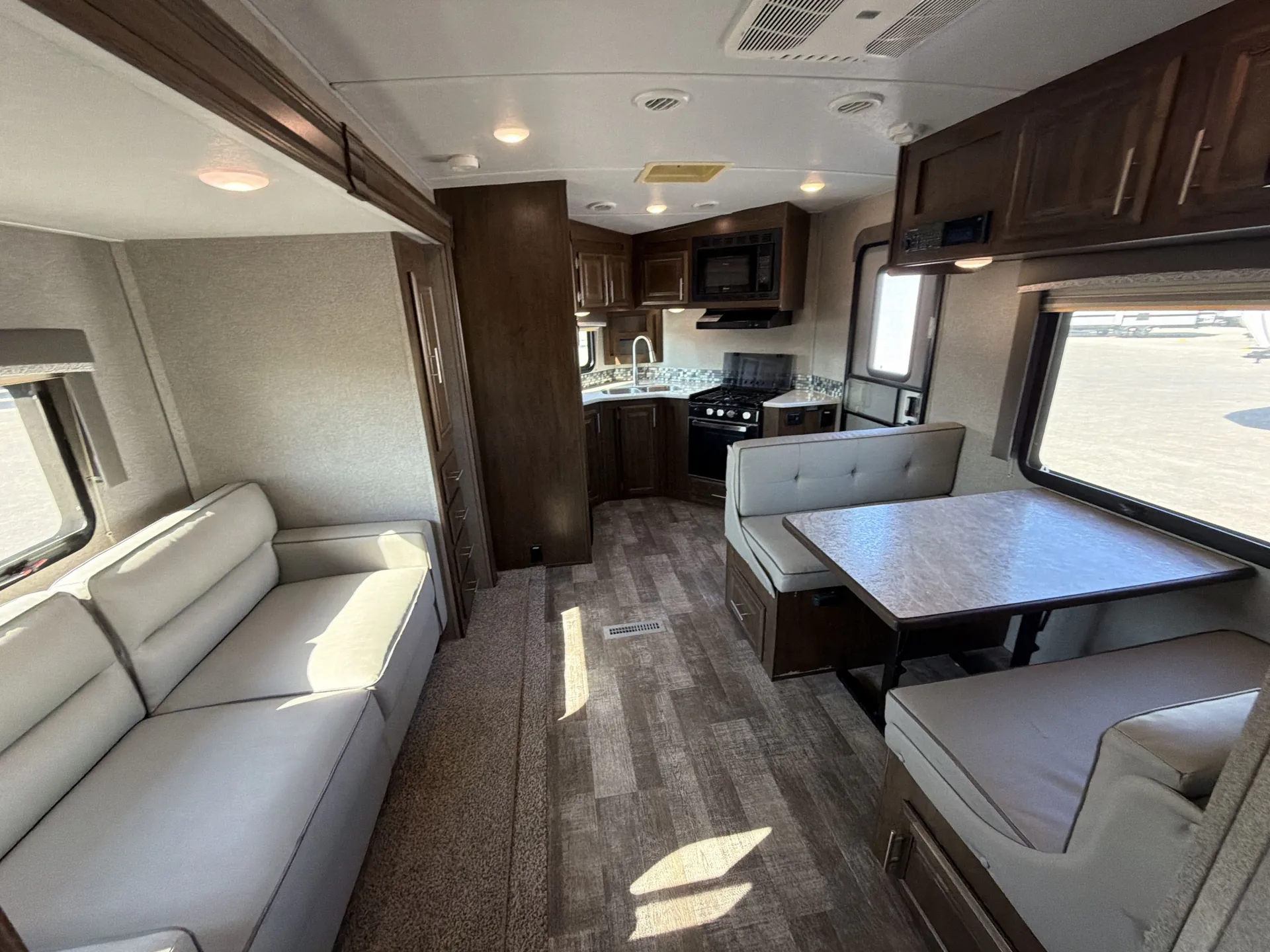 2019 Forest River Rockwood Windjammer 2618V — living area main
