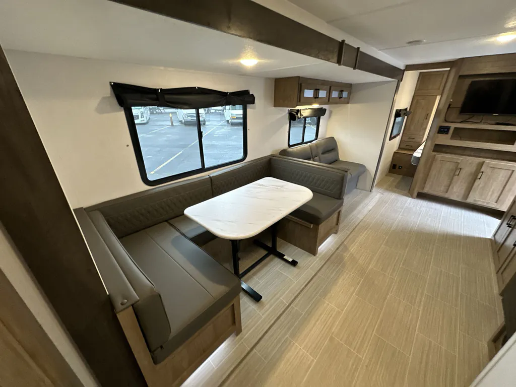 2024 Coachmen Freedom Express Select 29SE, Photos photo 19