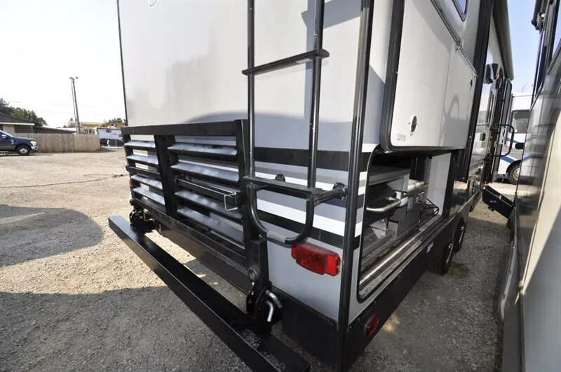 2018 Forest River Surveyor 245BHS — Photo 6