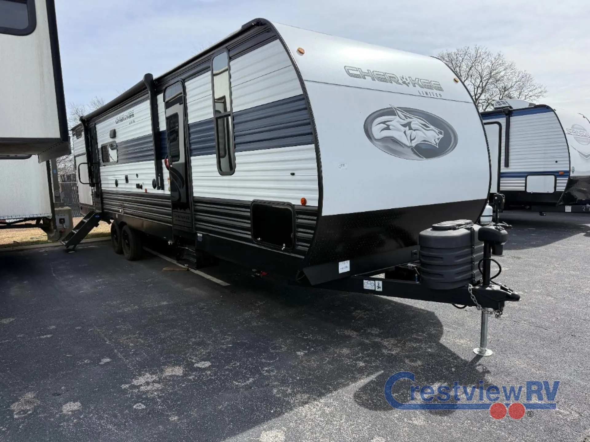 2024 Forest River Cherokee Black Label 294GEBGBL - Photo 2