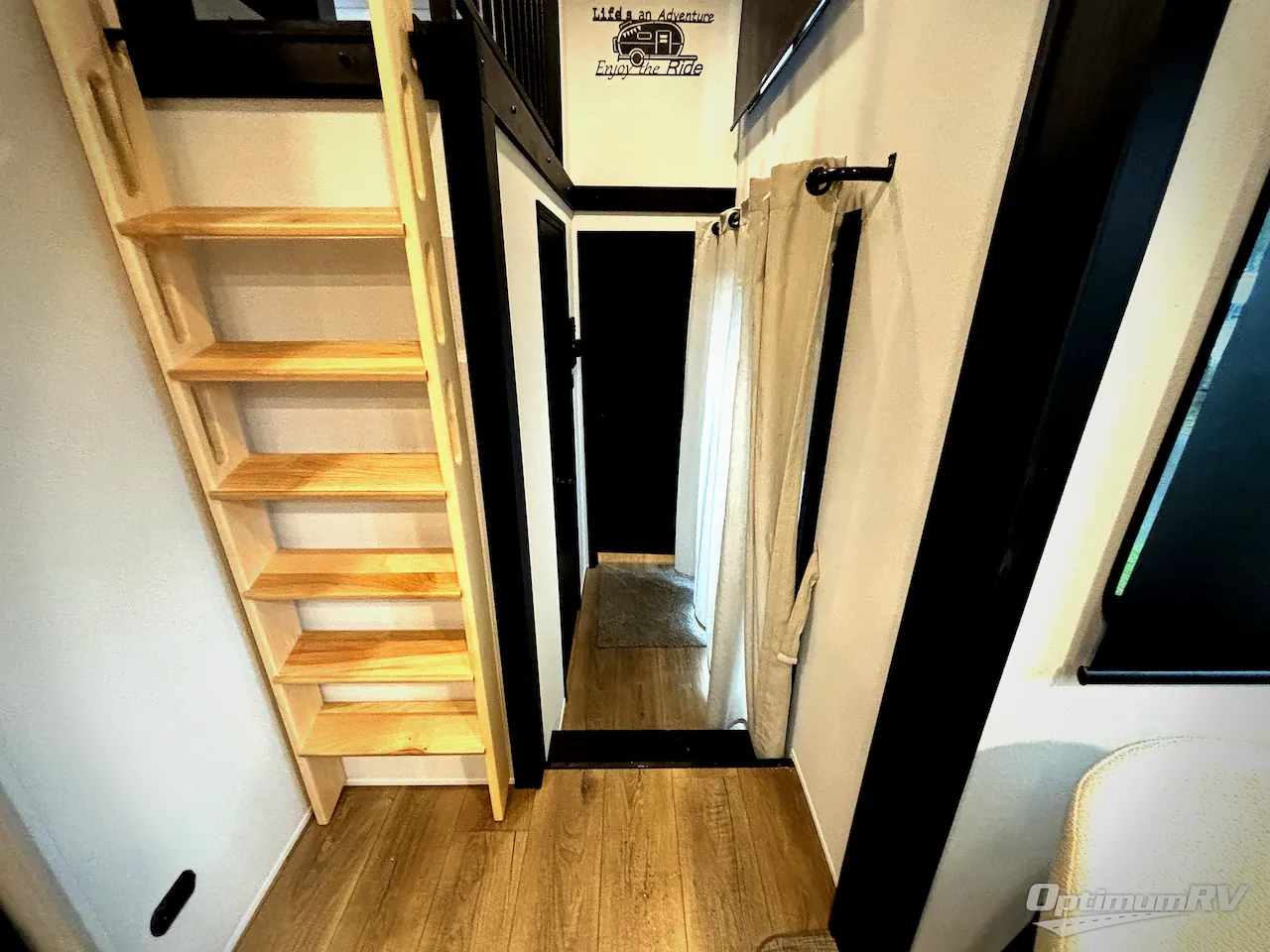 2027 Forest River Puma Vista 421LFT — Photo 6