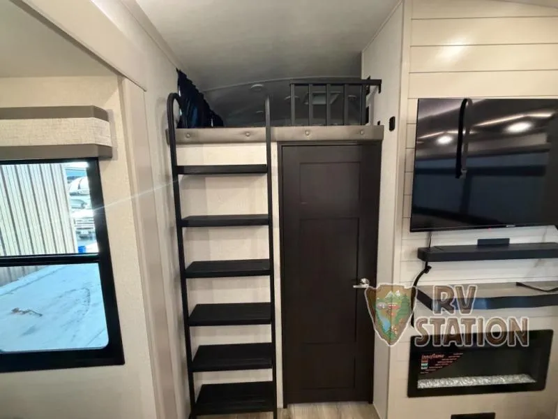2026 Jayco North Point 395DSDB - Photo 4