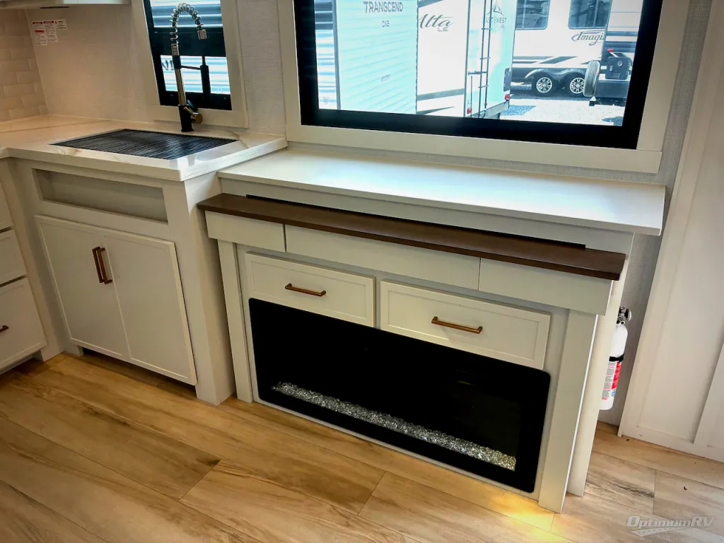 2026 Brinkley Model I 294, Photos photo 6