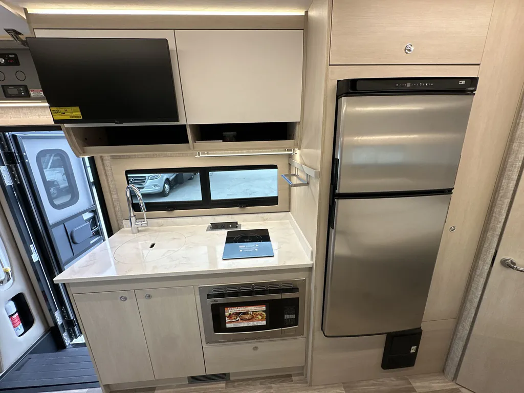 2026 Tiffin Wayfarer 25 XPW, Photos photo 18