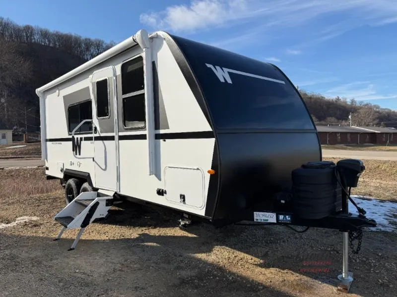 2026 Winnebago Micro Minnie 2108DS - Photo 2