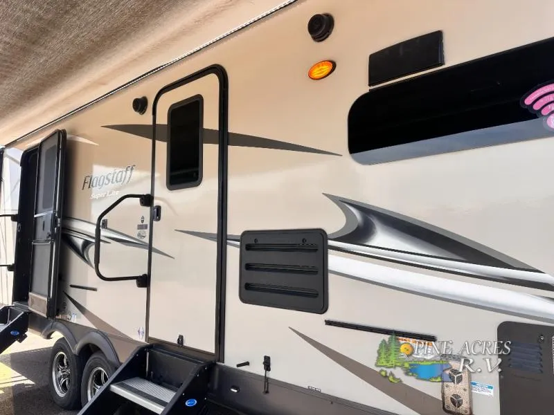 2021 Forest River Flagstaff Super Lite 26FKBS - Photo 3