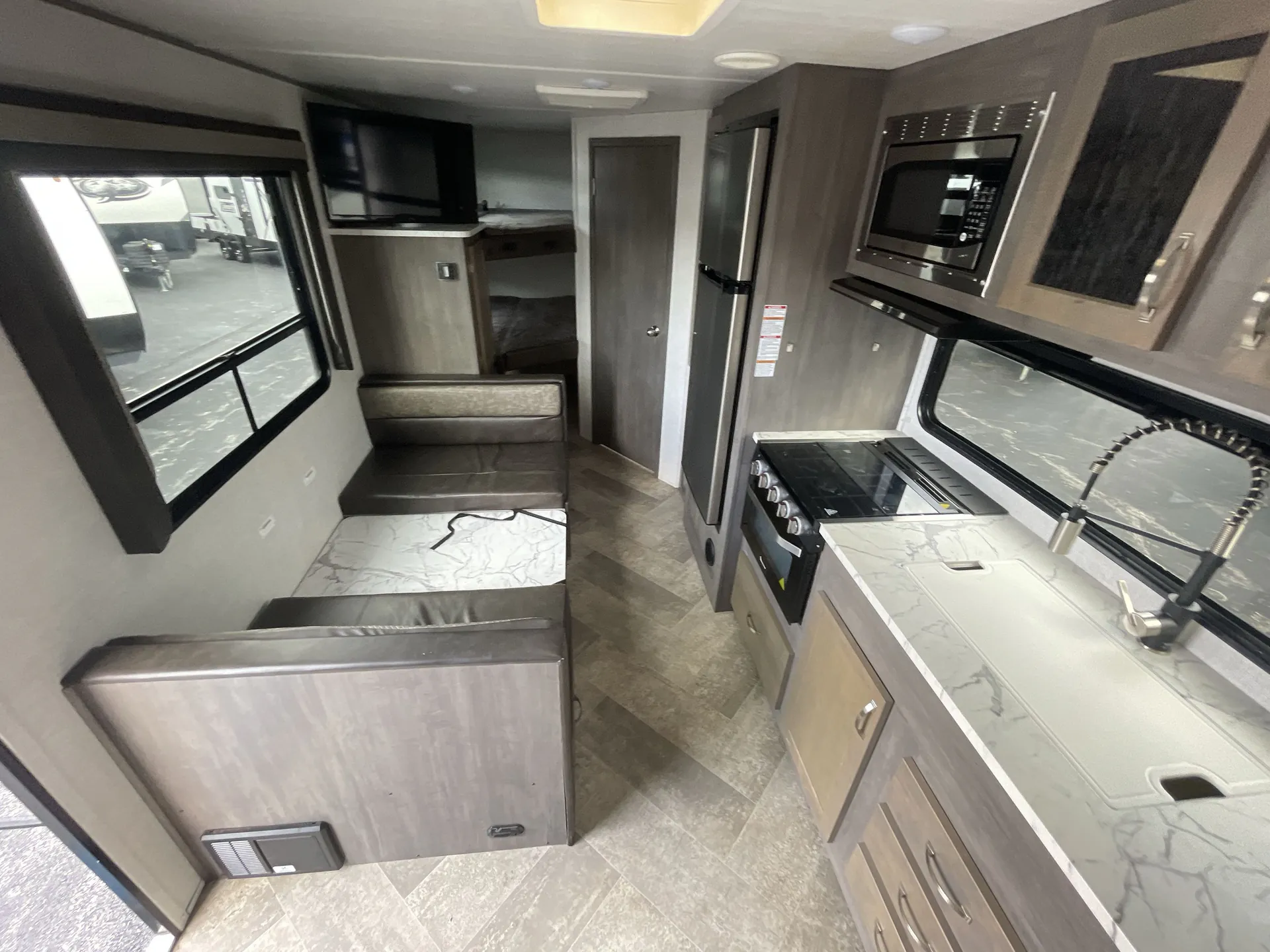 2021 East to West Alta 2100 MBH — living area main